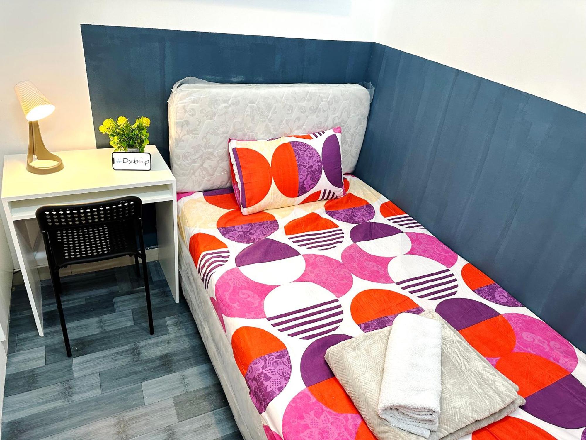Séjour chez l'habitant Deluxe Couple Partition In Tecom Near Metro Dubaï